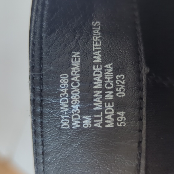 White Mountain Carmen Faux Leather Wedge Ankle Booties 9M Black - Picture 3 of 16